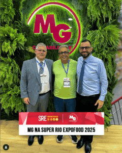 Nosso amigo e cliente Tércio, da distribuidora de carnes Force Meat, nos visitando na SRE